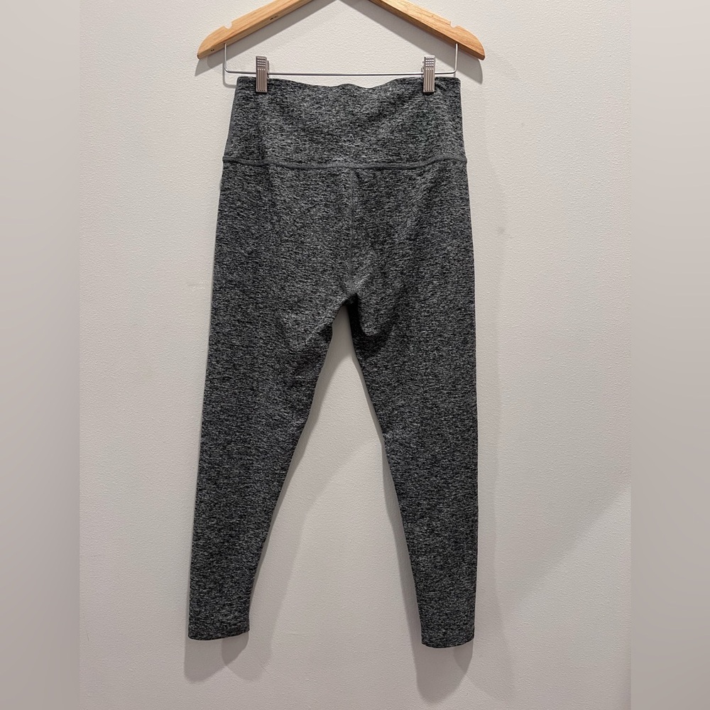 Women’s XL Beyond Yoga Leggings